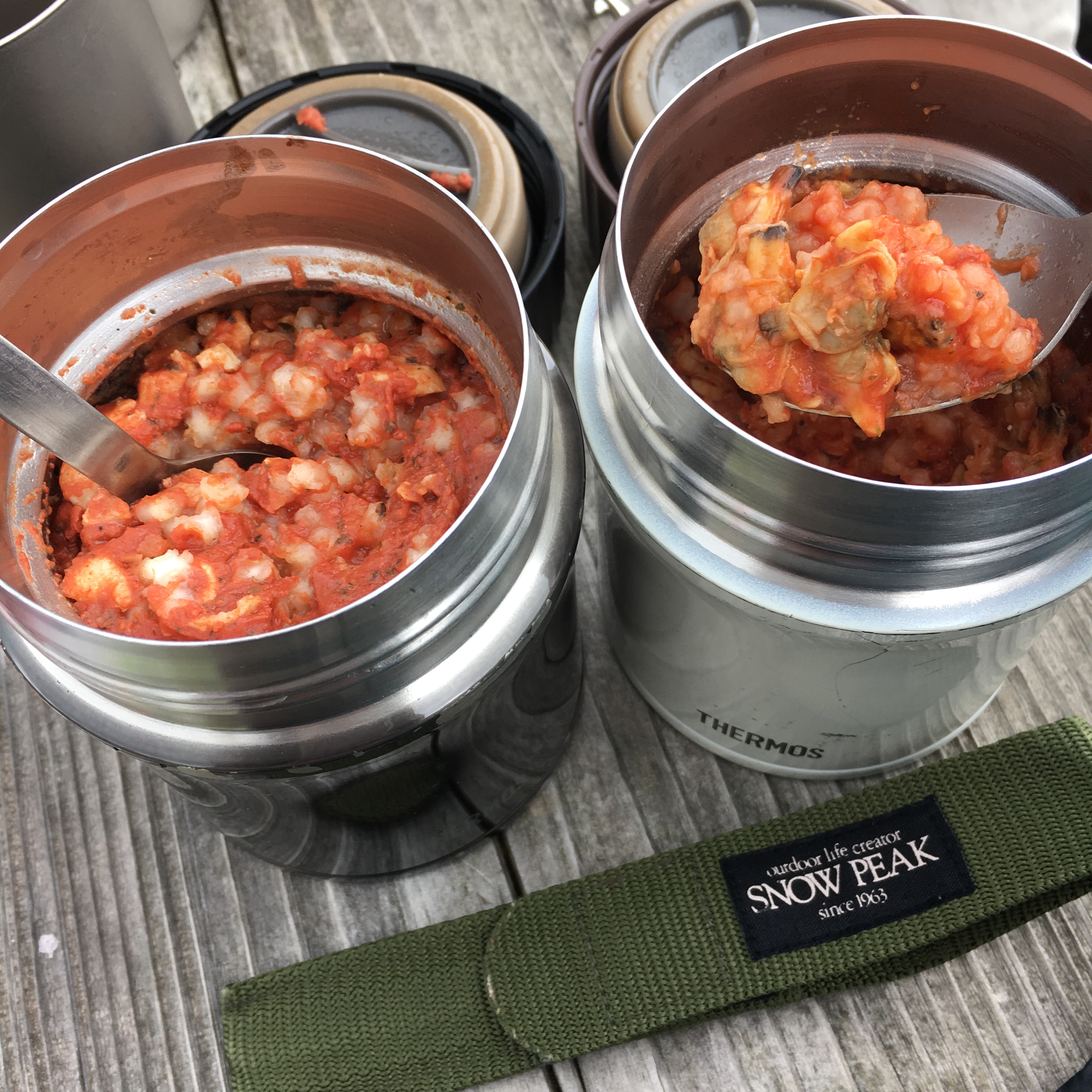 【登山のご飯 簡単で美味しいレシピ】スープジャーを活用 2種類のトマトリゾット編